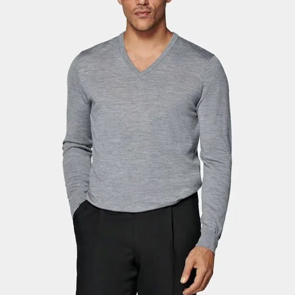 Suit Supply Gray Merino Wool VNeck Sweater Size L